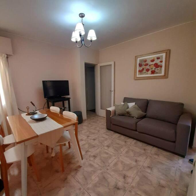 ¨Las Mayolicas¨ Hermoso Depto Con Patio Espanol Μεντόζα Εξωτερικό φωτογραφία